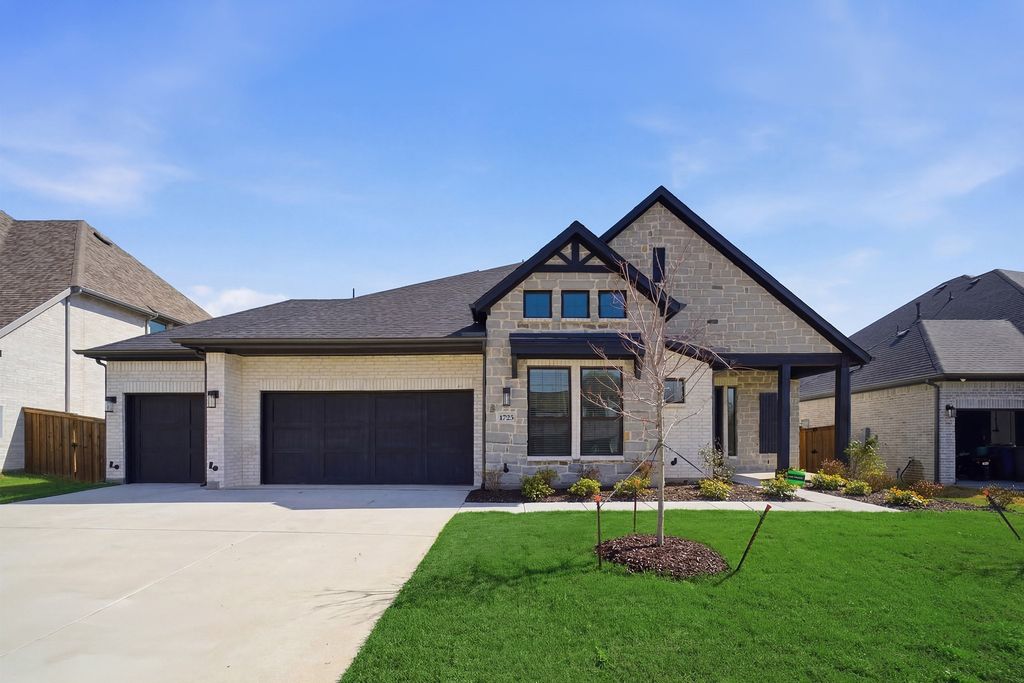 1725 Salvatore, Mclendon Chisholm, TX 75032