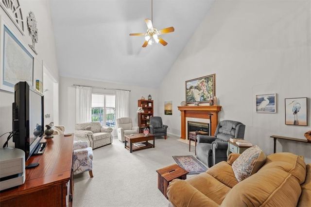 11031 W 108th Terrace, Overland Park, KS 66210