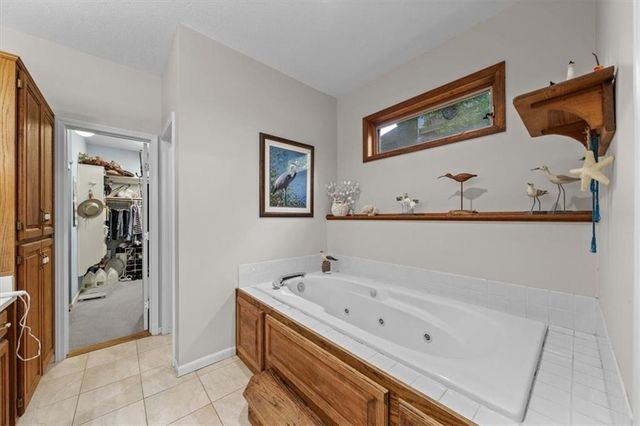 11031 W 108th Terrace, Overland Park, KS 66210