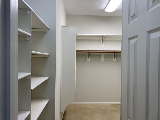 11031 W 108th Terrace, Overland Park, KS 66210