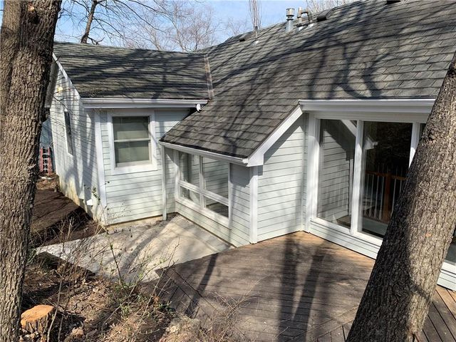 11031 W 108th Terrace, Overland Park, KS 66210