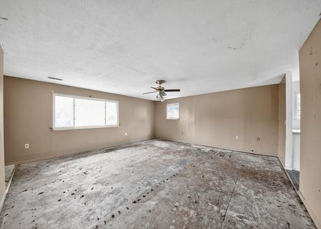 4828 Far Hills Drive, Independence, KY 41051