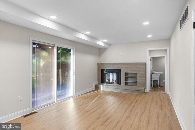 682 WOODLYN DR, Feasterville Trevose, PA 19053