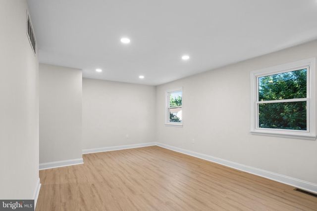 682 WOODLYN DR, Feasterville Trevose, PA 19053