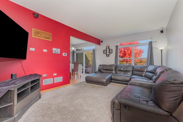 2604 Foxwood Drive 2604, New Lenox, IL 60451