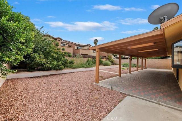 860 Polk, Hemet, CA 92543