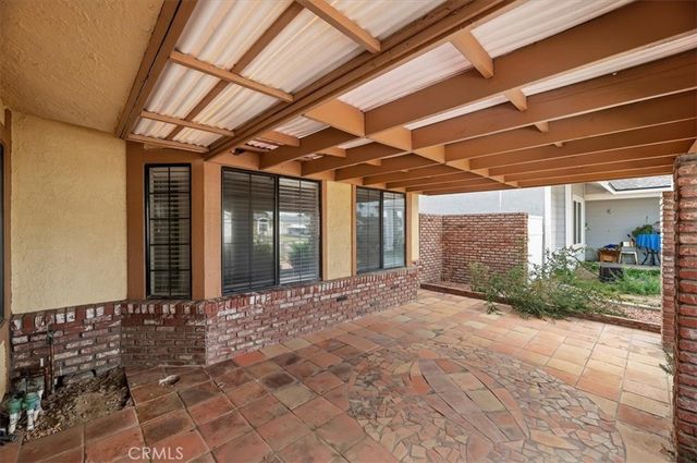 860 Polk, Hemet, CA 92543