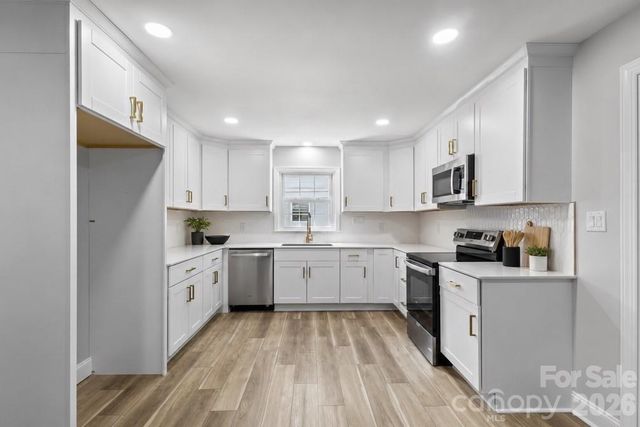 1539 Starbrook Drive, Charlotte, NC 28210