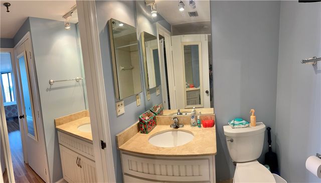 1 Marina Drive 303 A, St Simons Island, GA 31522