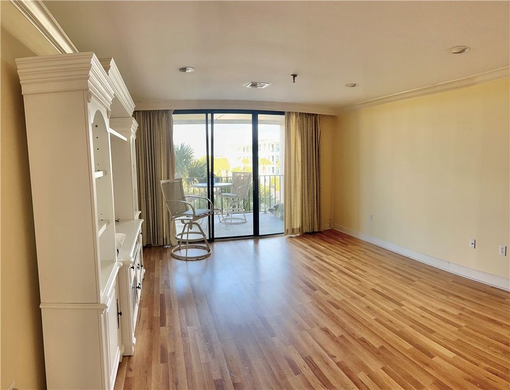 1 Marina Drive 303 A, St Simons Island, GA 31522