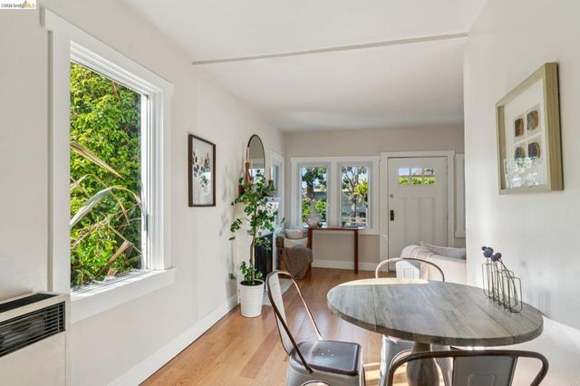 1322 Bancroft Way, Berkeley, CA 94702