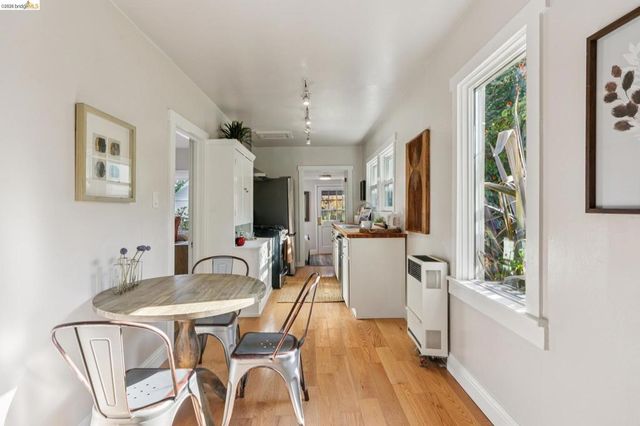 1322 Bancroft Way, Berkeley, CA 94702