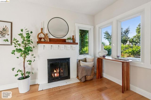 1322 Bancroft Way, Berkeley, CA 94702