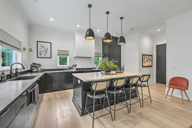 5715 Whistle Stop Lane, Ravenel, SC 29470
