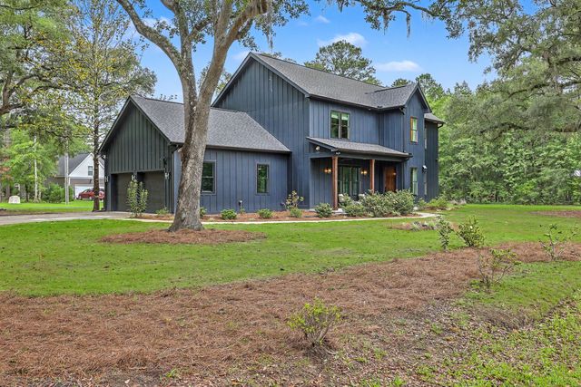 5715 Whistle Stop Lane, Ravenel, SC 29470