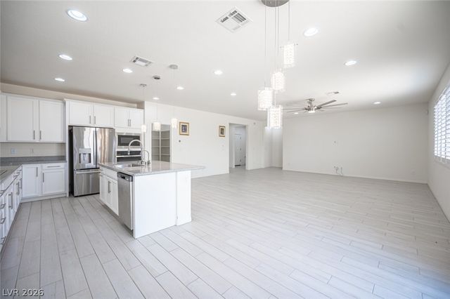 6431 Sundance, Pahrump, NV 89061