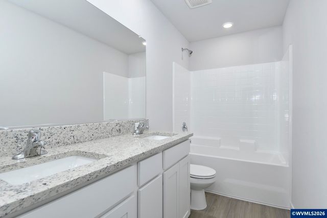 1333 Owl Av, Woodburn, OR 97071