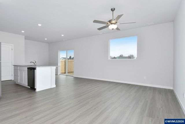 1333 Owl Av, Woodburn, OR 97071