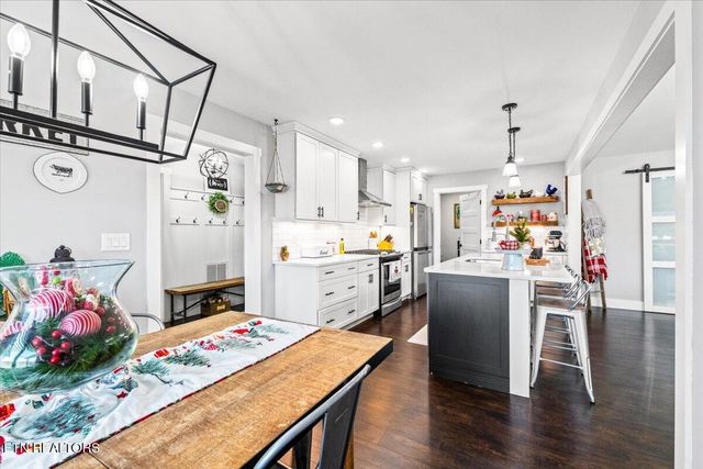 129 Austin Lane, Jacksboro, TN 37757