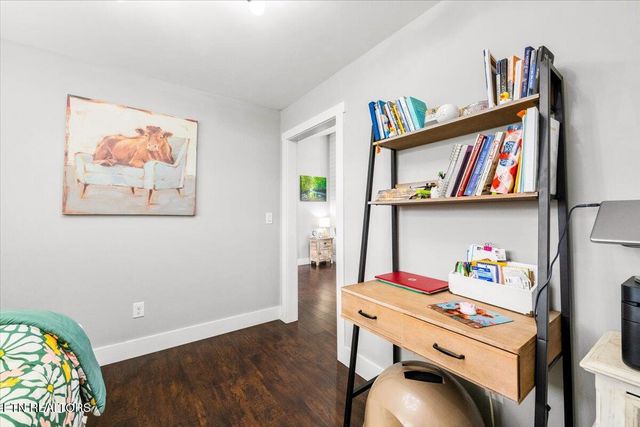 129 Austin Lane, Jacksboro, TN 37757