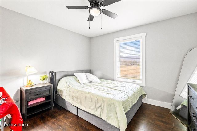 129 Austin Lane, Jacksboro, TN 37757