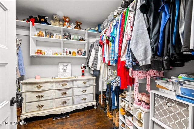 129 Austin Lane, Jacksboro, TN 37757