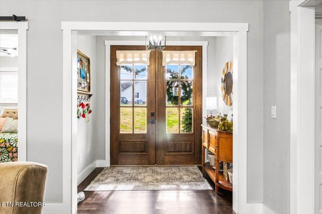 129 Austin Lane, Jacksboro, TN 37757