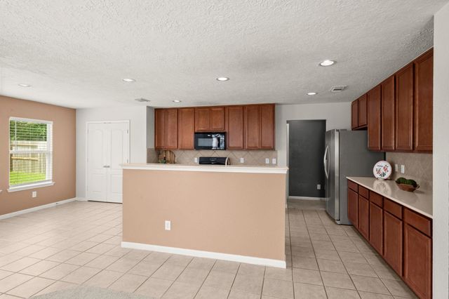 19819 Rippling Brook Lane, Tomball, TX 77375