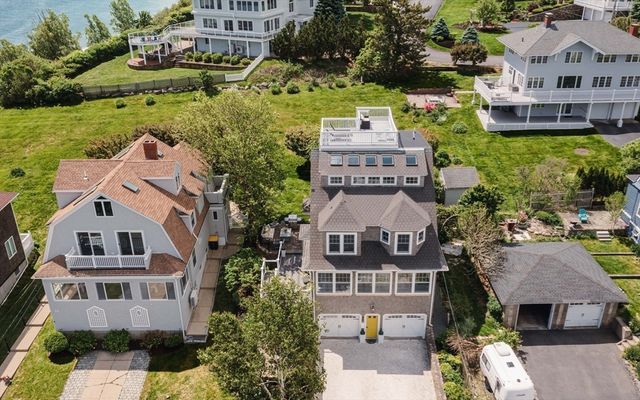 46 Holbrook Ave, Hull, MA 02045