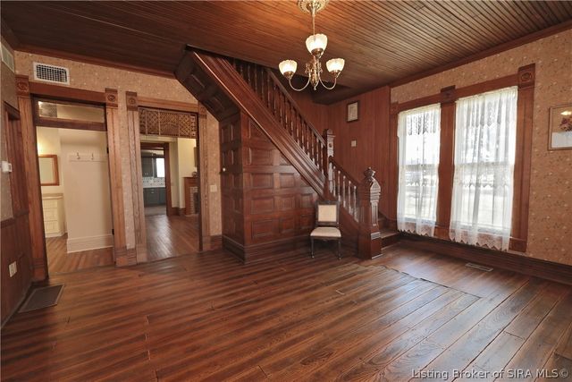 140 S Sycamore Street, Campbellsburg, IN 47108