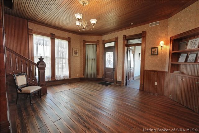140 S Sycamore Street, Campbellsburg, IN 47108