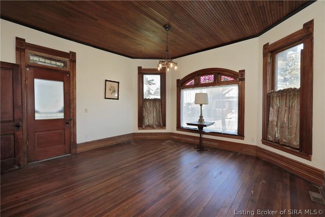 140 S Sycamore Street, Campbellsburg, IN 47108