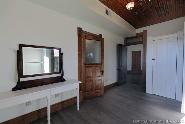 140 S Sycamore Street, Campbellsburg, IN 47108