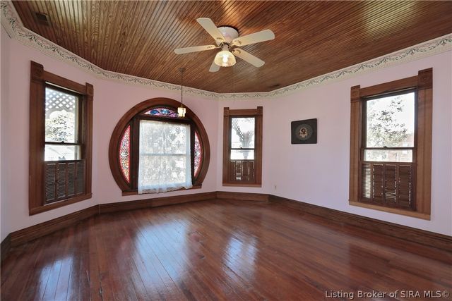 140 S Sycamore Street, Campbellsburg, IN 47108