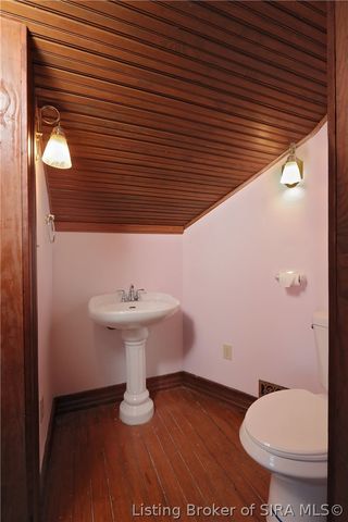 140 S Sycamore Street, Campbellsburg, IN 47108
