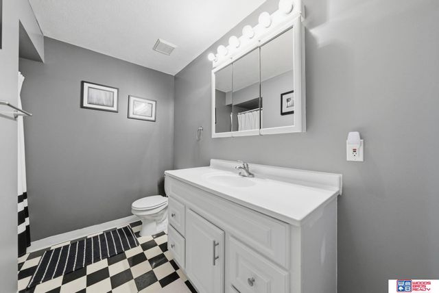 1636 W Mulberry Street, Lincoln, NE 68522