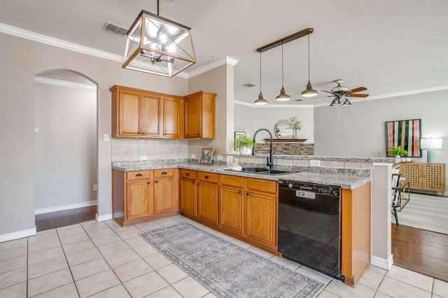 1408 Pepperidge Lane, Fort Worth, TX 76131