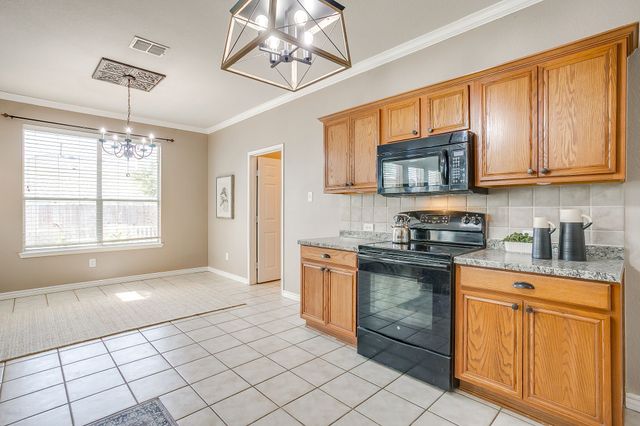 1408 Pepperidge Lane, Fort Worth, TX 76131