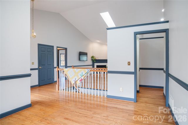 105 Fairway Knoll Drive, Hendersonville, NC 28739