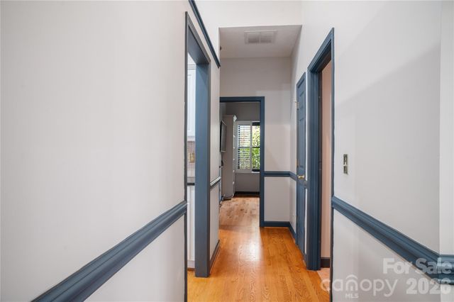 105 Fairway Knoll Drive, Hendersonville, NC 28739