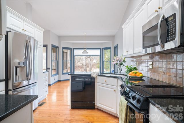 105 Fairway Knoll Drive, Hendersonville, NC 28739