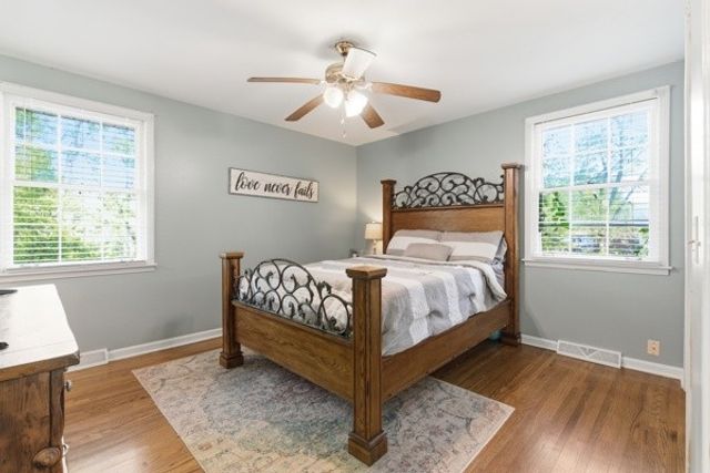 425 Lakeshore Dr, Old Hickory, TN 37138