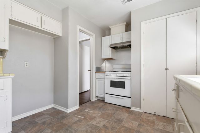 6520 Saint Moritz Avenue, Dallas, TX 75214