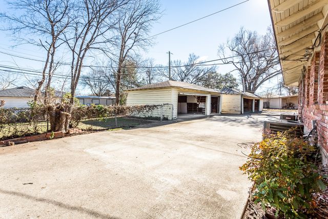 6520 Saint Moritz Avenue, Dallas, TX 75214