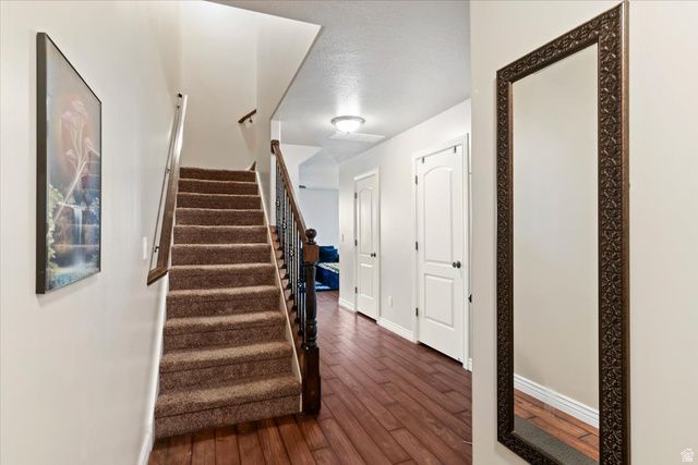 1809 E WHITETAIL DR, Layton, UT 84040