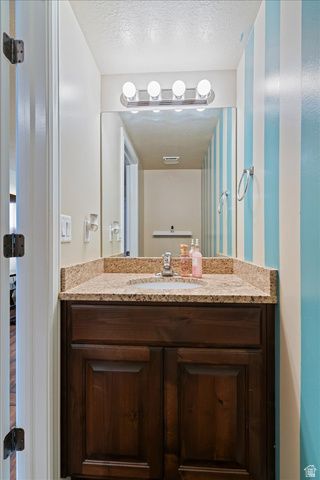 1809 E WHITETAIL DR, Layton, UT 84040