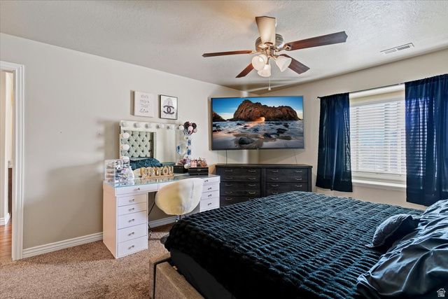 1809 E WHITETAIL DR, Layton, UT 84040