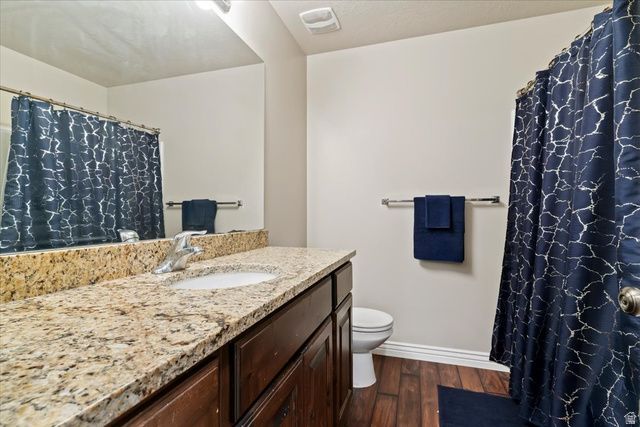 1809 E WHITETAIL DR, Layton, UT 84040