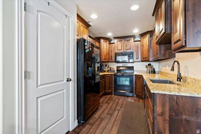 1809 E WHITETAIL DR, Layton, UT 84040