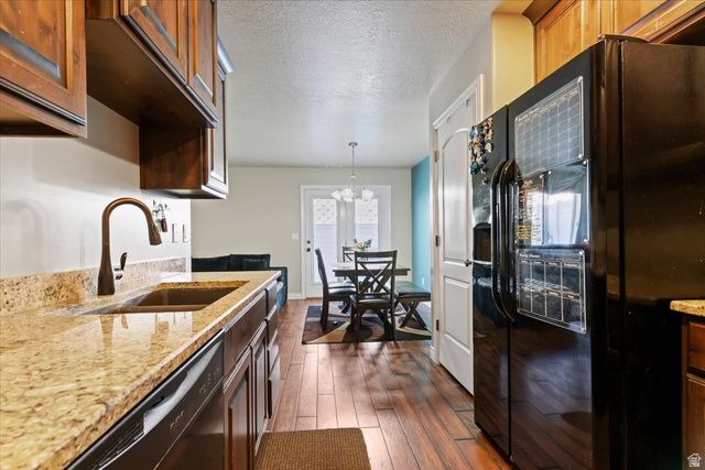 1809 E WHITETAIL DR, Layton, UT 84040